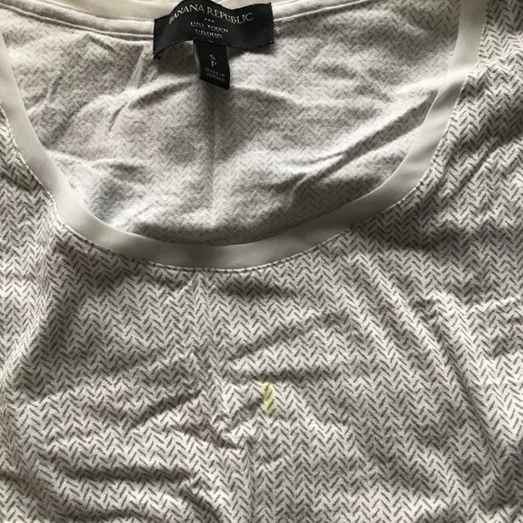 FREE with purchase - tshirt - Picture 3 of 5